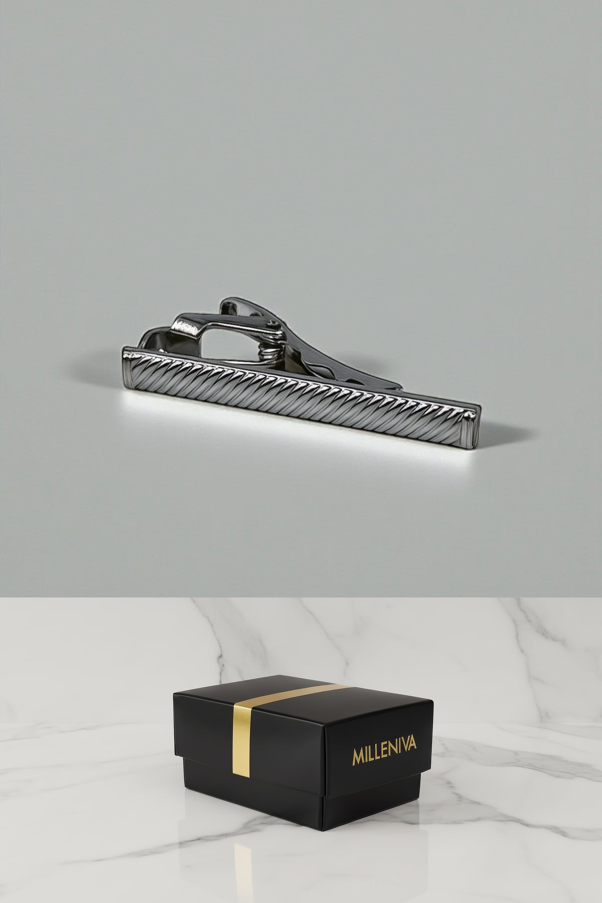 Milleniva özel kutulu slim burgu desenli gümüş metal kravat iğnesi. Erkek giyim aksesuarı.