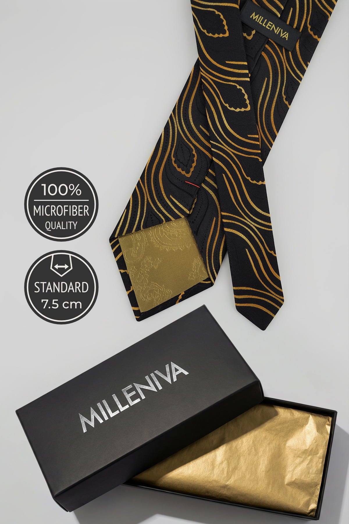 Milleniva standart genişlikte mikrofiber siyah altın kravat, hediye kutusuyla.